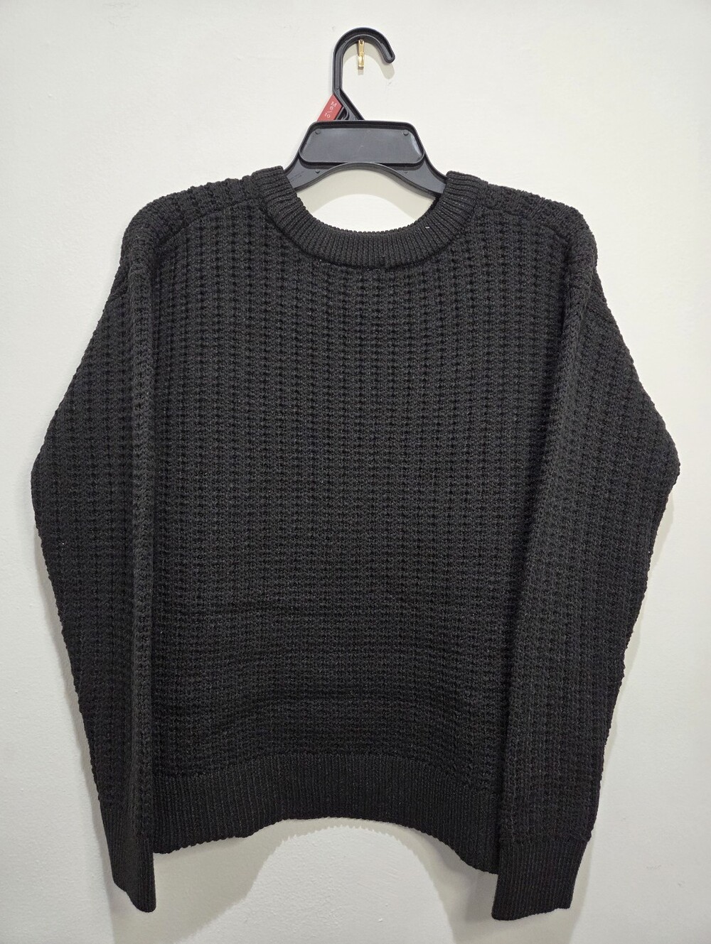 NWT Time and Tru SoSoft Crew Neck Sweater black Womens M Neutral